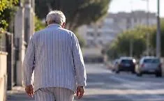 Modica, 78enne ricoverato lascia l'ospedale all'alba e vaga in stato confusionale: nessuno se ne accorge