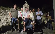 Giarratana, inaugurata la nuova edicola votiva della Madonna delle Grazie nel ricordo del compianto don Marco Fiore