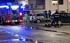 Modica, auto gpl perde gas in un parcheggio