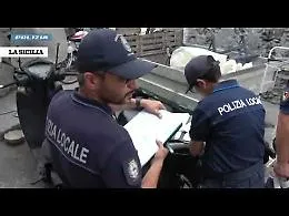 Droga, stalle abusive e infrazioni: blitz a San Cristoforo dopo l'aggressione ai poliziotti (Video) 