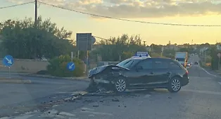 Scontro sulla Sp 105 Santa Croce Camerina-Scoglitti, feriti lievi e auto danneggiate