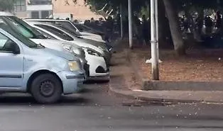 A Piazza Montessori, a poche ore dall'inizio del match col Barletta, un centinaio di ultras etnei appartenenti alle due Curve sono venuti a contatto.