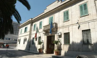 Ragusa, blitz all'alba nelle celle dei detenuti della casa circondariale: sequestrati due smartphone
