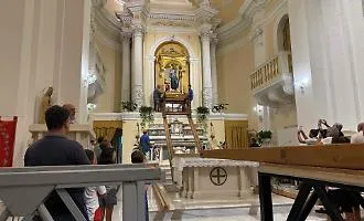 Giarratana, la "Scinnuta" del simulacro del patriarca un momento di grande suggestione