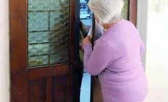 Modica, anziana raggirata con la truffa del finto carabiniere