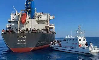 Porto di Pozzallo, soccorsi 44 migranti al largo della Sicilia