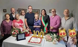 Modica in festa con un'altra centenaria