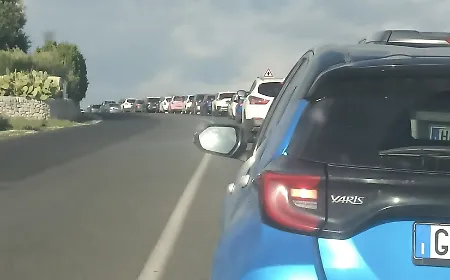 Auto imbottigliate sulla Ragusa-Santa Croce: quaranta minuti di fila