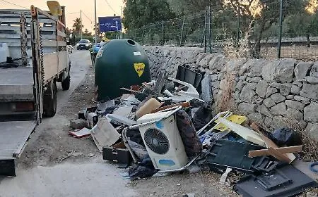 Modica e l'abbandono dei rifiuti, 153 violazioni in appena due settimane