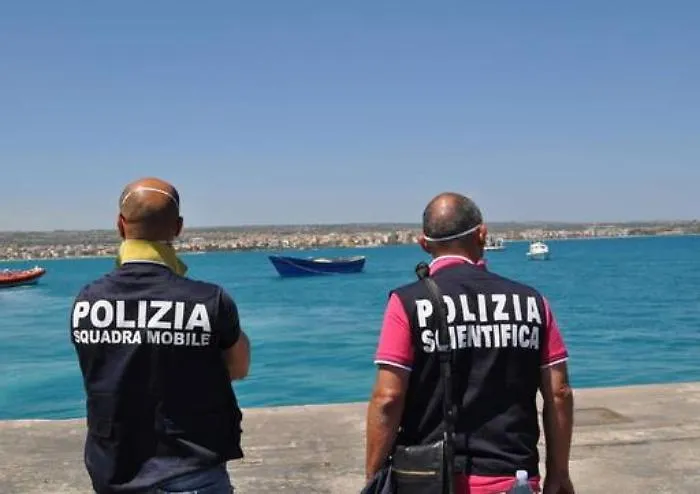 Porto di Pozzallo, fermato scafista 38enne