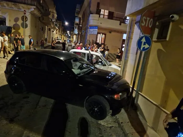 Santa Croce, scontro tra due all'incrocio pericoloso