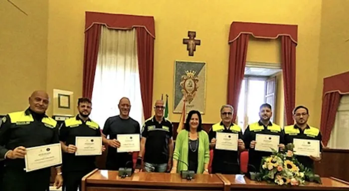 La consegna degli attestati 