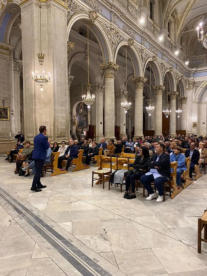 Modica, grande partecipazione all'incontro con lo psicoterapeuta No&egrave;