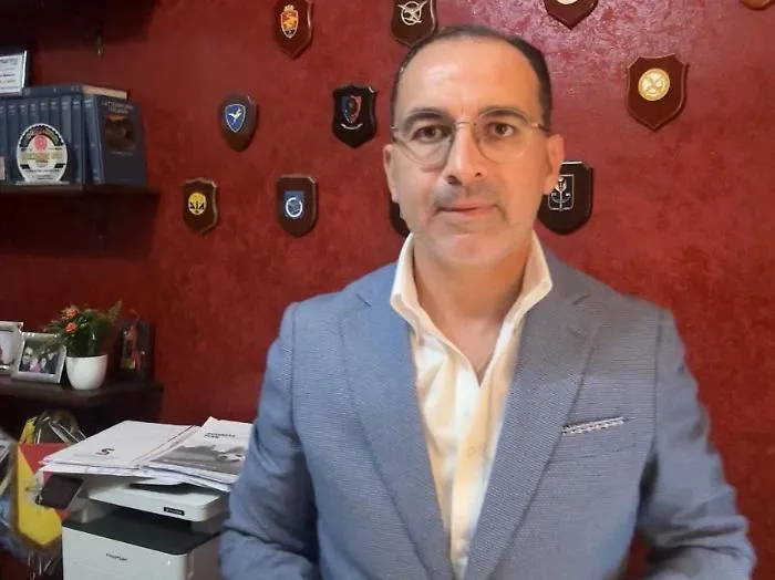 Vittoria, citt&agrave; ancora senza luminarie: le critiche di La Rosa