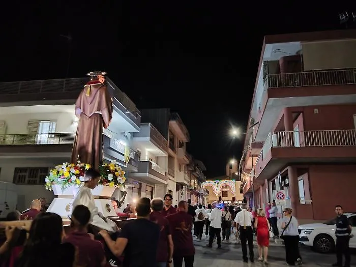 Comiso, tutto pronto per la festa esterna di Sant'Antonio di Padova