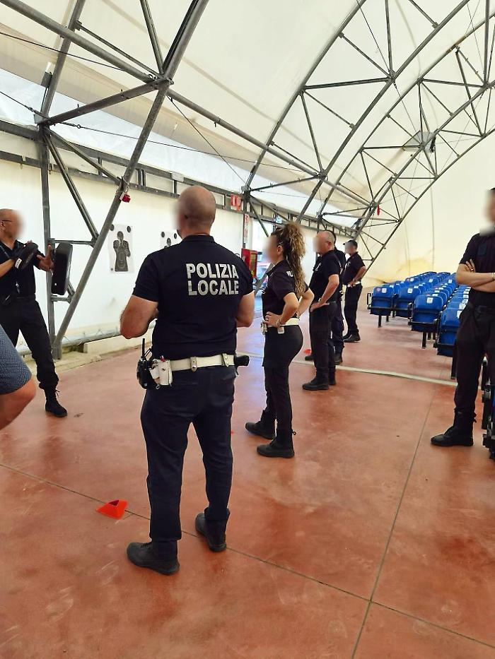 Ragusa, gli agenti della polizia locale avranno in dotazione lo spray al peperoncino