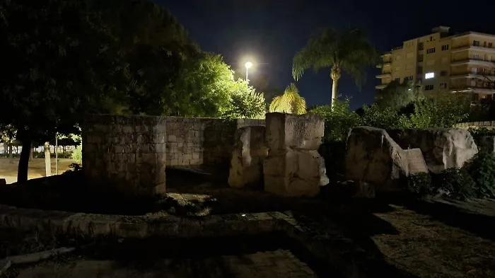 Coraggio Comiso: "Mancano luce, sicurezza e decoro in piazza Majorana e al monumento dei caduti"