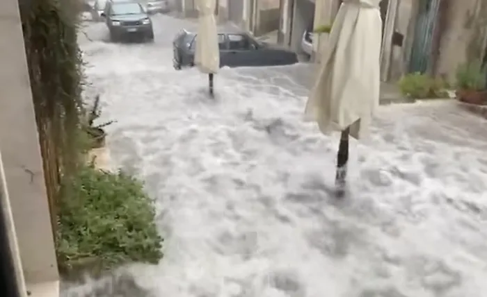 Modica, le piogge torrenziali trasformano la citt&agrave;