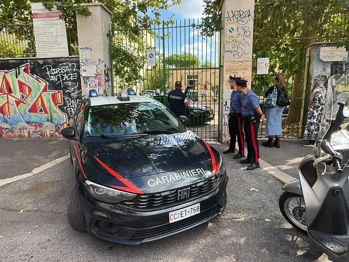 L'eroe di Centocelle tra i banchi di scuola: chi &egrave; il tredicenne che ha fermato l'aggressore