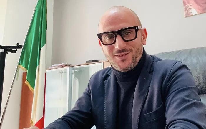 Vittoria e le carenze nell'organico della Locale, Nicastro replica a La Rosa