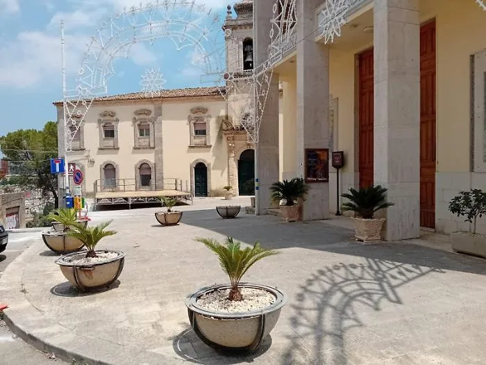 Ottantesimo anniversario dei padri carmelitani scalzi a Ragusa, celebrazioni nel vivo