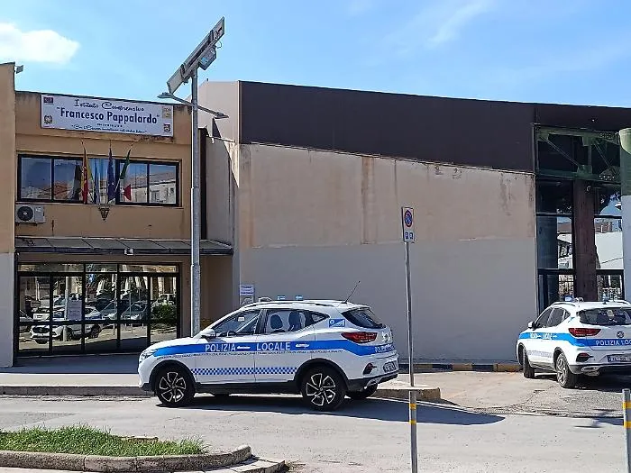 Vittoria, i genitori della scuola Pappalardo: "Pronti a un sit-in di protesta"