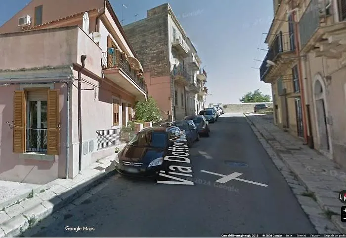 Via Solarino a Ragusa Ibla, Giovent&ugrave; Nazionale segnala le criticit&agrave; del traffico