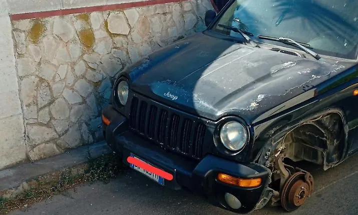 Scoglitti, incidente autonomo a Zafaglione: perde il controllo dell'auto e finisce fuori strada